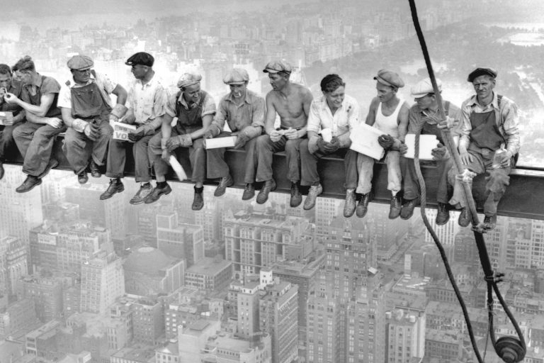 New York Construction Workers Lunching on a Crossbeam