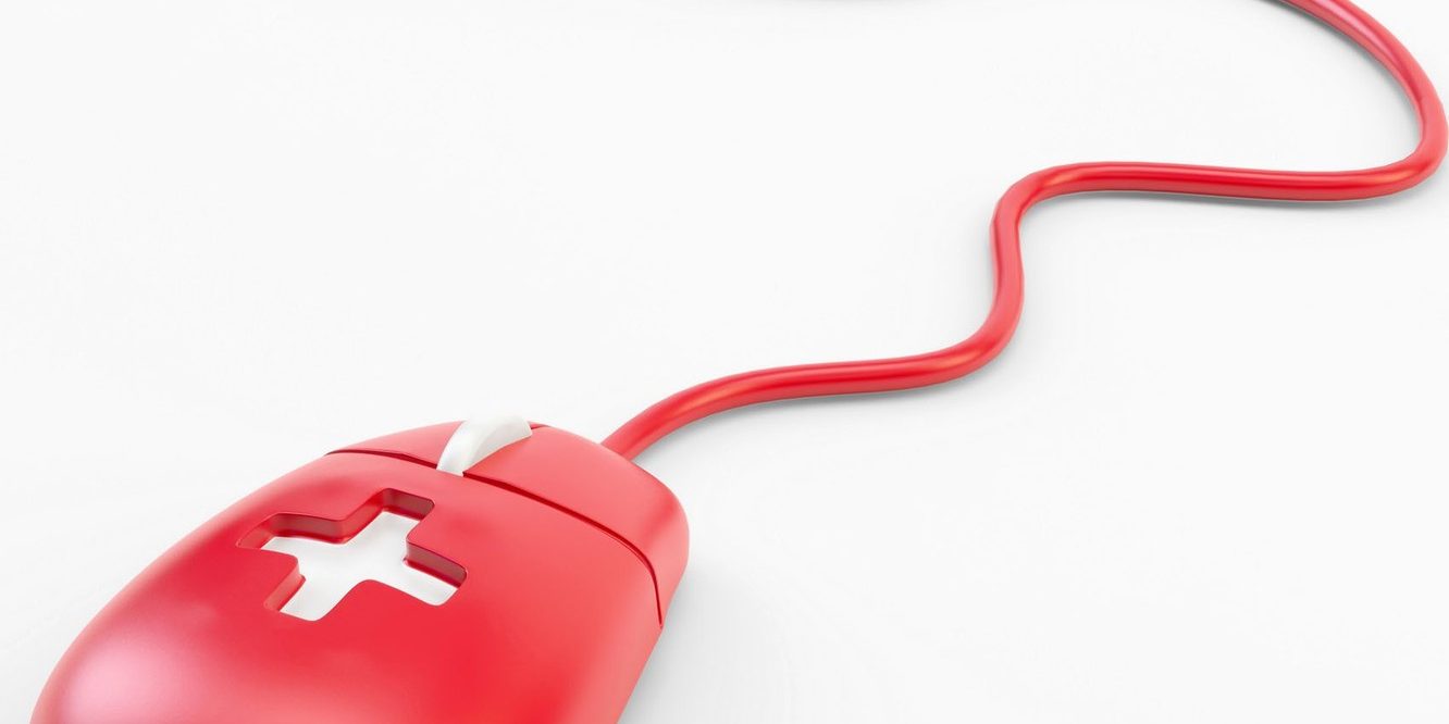 belyy-fon-krasnaya-myshka